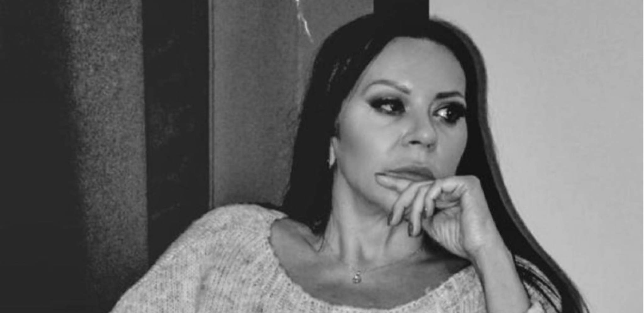 "HVALA TI ZA PRAVI PUT KOJI SI NAM POKAZALA, KAO I ZA SVU LJUBAV KOJU SI NAM PRUŽALA" Milica i Danilo Vučić se oprostili od majke Ksenije