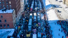 SPREMA SE HAOS U KANADI Policija pojačala prisustvo u centru Otave