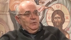 IZ AMERIKE MU SINA DOVEZLI U MRTVAČKOM SANDUKU Glumac se sa njim nije čuo devet godina, a onda mu javili da je umro!