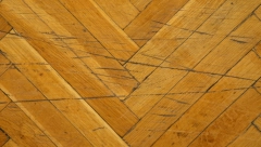 ODUŠEVLJENO PODELILA NEVEROVATAN TRIK: Evo kako da rešite problem ogrebotina na parketu