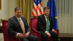 LAJČAK PO POVRATKU UZ AMERIKE: Veoma važne konsultacije u SAD o dijalogu Beograda i Prištine