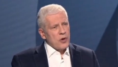 SRBIJA BILA NA IVICI BANKROTA Velika kriza drmala planetu, bližili su se izbori, a onda su Tadić i Dinkić rešili da potope svoju državu zarad još malo vlasti...