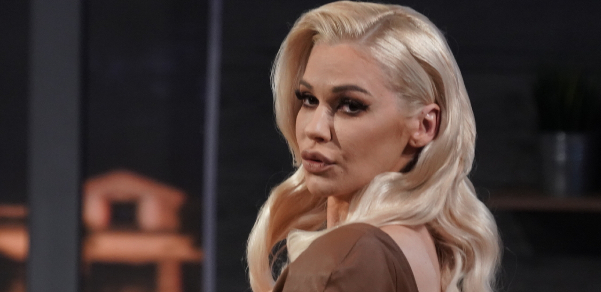 NATAŠA I KRISTINA BEKVALAC OŠTETILE AUTO KOMŠIJI?! Pevačica se oglasila na društvenoj mreži, pa uz javno snimljeno izvinjenje poručila ovo!