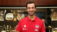 KO JE DANIJELE SANTARELI? Preuzeo Srbiju da ispuni san, oženio igračicu koju je trenirao, a sada čeka zlato