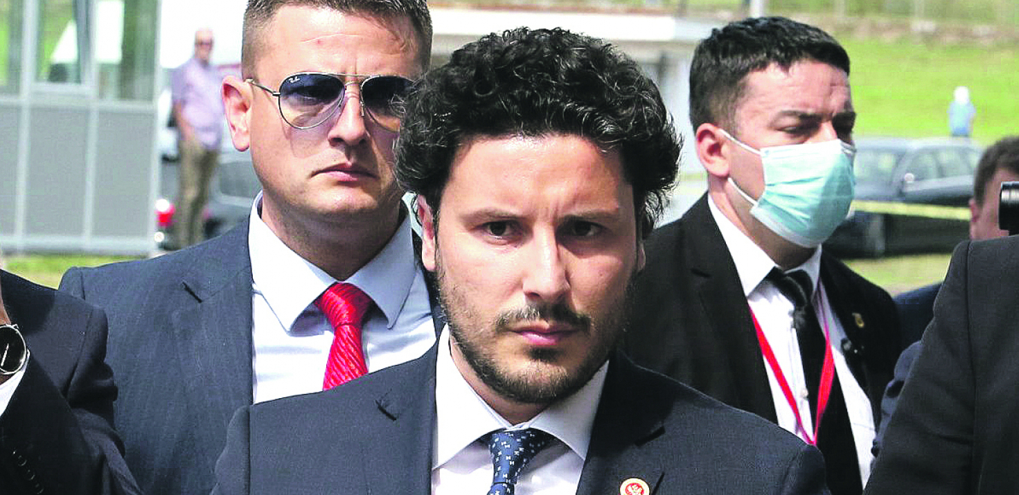 FAJT Abazović nakon zaplene tri miliona švercovanih cigareta prozvao Konjevića