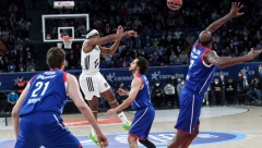 DETONACIJA NA MALOM KALEMEGDANU Zvezda dovodi košarkaša koji je pokorio Evropu?