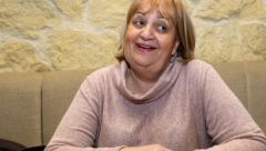 NIKADA JE NE BISTE PREPOZNALI Pogledajte kako je Vjerica Radeta izgledala pre 45 godina (FOTO)