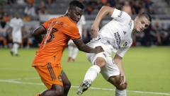 VRAĆA SE Nekadašnji napadač Zvezde ponovo u Evropi, velikan ga želi u svojim redovima