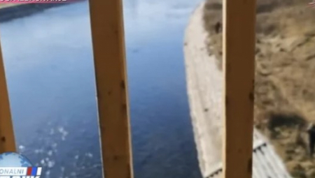 TELO MLADIĆA IZVUČENO IZ NIŠAVE Ono što je pronađeno na stepenicama navodi sumnju na samo jednu stvar (UZNEMIRUJUĆE FOTOGRAFIJE)