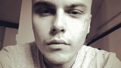 MIODRAG DRAGIČEVIĆ OTKRIVA KAKO JE ZARADIO OŽILJAK! Mladi glumac je prepoznatljiv po njemu, a sada znamo detalje iza ove priče!