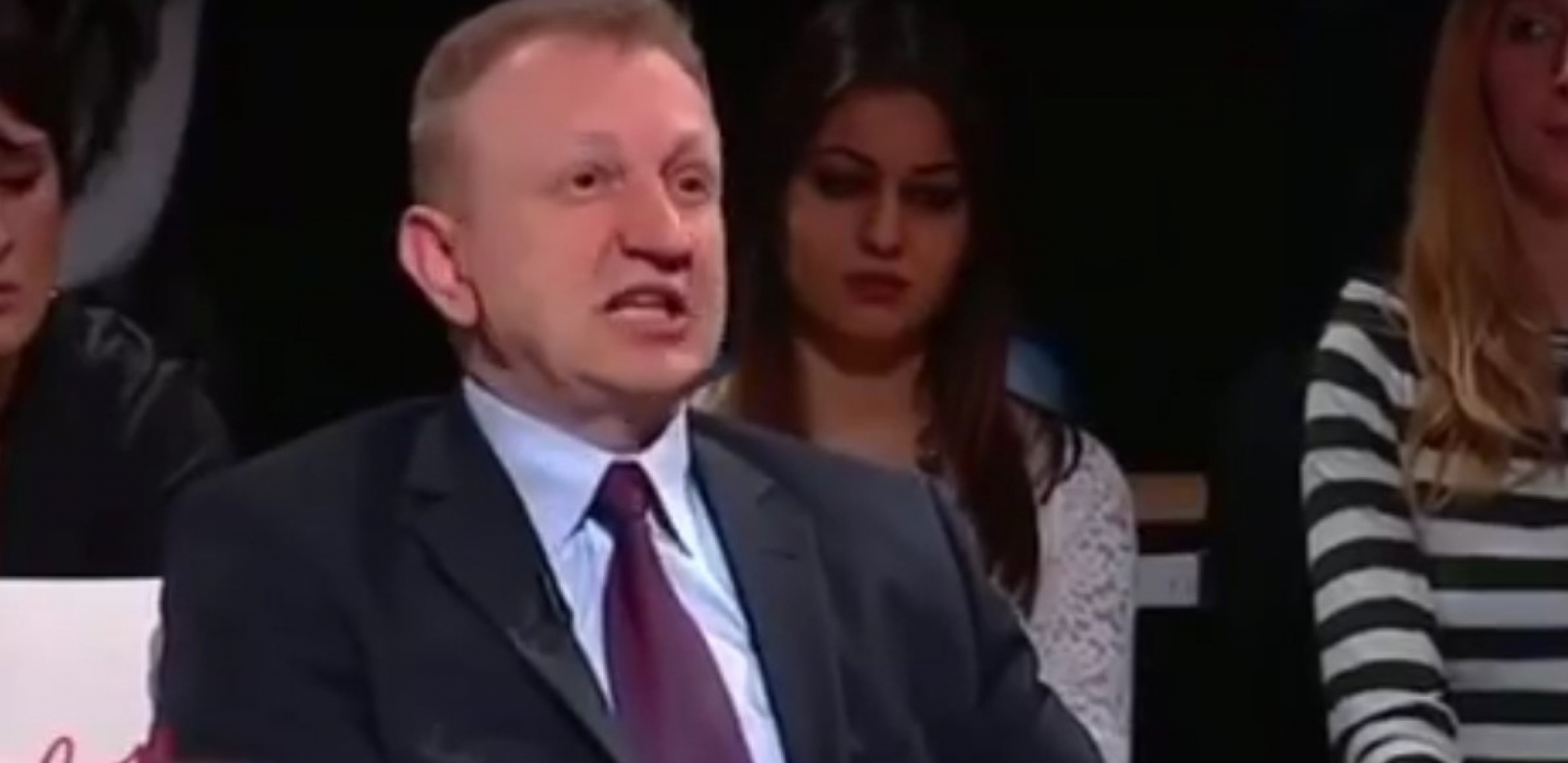 DOKAZI CRNO NA BELO Đilas pokušava da blokira rad pošte u Zemunu