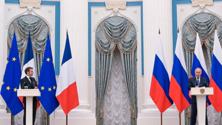 Hitan razgovor Putina i Makrona