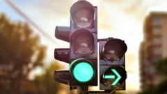 GDE SE NALAZIO PRVI SEMAFOR U SRBIJI? Regulisao saobraćaj od sedam ujutro do deset sati uveče, a do 11 sati uveče je bilo uključeno samo ovo svetlo