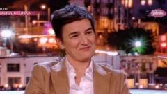 OVAKO JE ANA BRNABIĆ IZGLEDALA KAO DETE Do sada neviđene fotografije premijerke i njenog brata prikazane su u hit emisiji (FOTO)