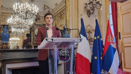 VAŽNE TEME ZA SRBIJU Ana Brnabić sa guvernerom Razvojne Banke Saveta Evrope o kapitalnim projektima u Srbiji