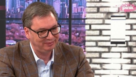 PREDSEDNIK VUČIĆ U DRUGAČIJEM IZDANJU Bežao sam iz vojske zbog ljubavi