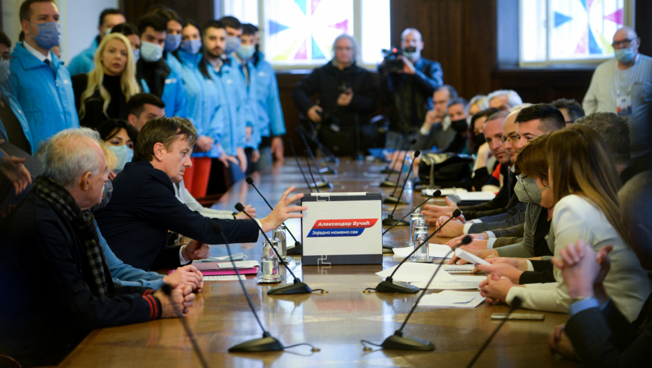 SNS PREDALA POTPISE Lista "Aleksandar Vučić - Zajedno možemo sve" broj 1 na parlamentarnim izborima (VIDEO)