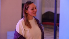 OVO JE MAJKA ANABELE ATIJAS! Zbog ćerke je prošla neviđeni pakao, otišla je daleko od Srbije, a sličnost između njih je neverovatna! (FOTO)