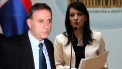 OTKRIVEN SKANDALOZAN PLAN! Ponoš i Marinika traže birače u Americi preko Gugla (FOTO)