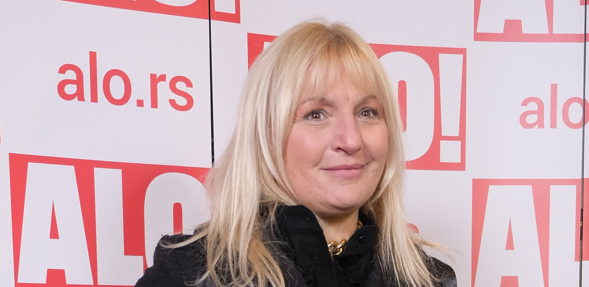 POSTIM NAKON RATIŠTA I SLIKANJA ZAKLANIH LJUDI Vesna de Vinča ne jede ništa nedeljama, ovo uzme kad ogladni, a jedna metoda je ključna