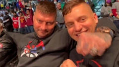 ONI SU VELIKE FACE! Sin NBA zvezde se slikao sa braćom Jokić - totalni hit! (FOTO)