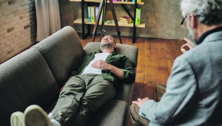 MOMAK IZ SRBIJE PODIGAO JAVNOST NA NOGE Mama mi brani da idem kod psihologa!