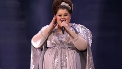 OVAKVU JE NISTE VIDELI Bojana Stamenov bez trunke šminke, a svi komentarišu njenu frizuru! (FOTO)