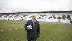 EVO KO JE BIO HASANAGIĆ Asistirao u finalu Kupa šampiona, bio najveći pevač među fudbalerima