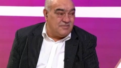 TRUDNA MAJKA SE UBILA NA MOJE OČI, SESTRA JE POGINULA! Radetov život obeležile su tragedije, rijaliti učesnik sa knedlom u grlu otkrio sve!