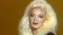 DEVEDESETIH JE BILA NAJPOPULARNIJE MUZIČKO LICE! Nikada nije htela da peva narodnjake, evo o kome je reč!