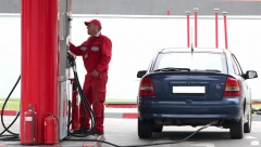 UPRKOS KRIZI, STABILNO SNABDEVANJE Da li će se menjati cena goriva?
