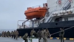 OBJAVLJEN SNIMAK "POGINULIH" VOJNIKA NA ZMIJSKOM OSTRVU 82 pripadnika Oružanih snaga Ukrajine se PREDALO ruskoj vojsci (VIDEO)