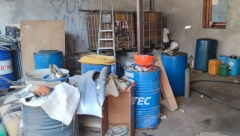 PUN STAN I DVORIŠTE GORIVA Uhapšen muškarac u Surčinu, skladištio i prodavao gorivo i lož ulje  kod kuće (FOTO)