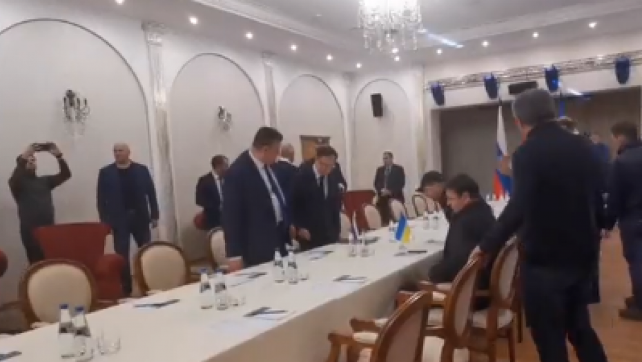 UKRAJINSKI IZVORI Podoljak: Pregovori će početi u 15:00 časova