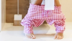 PRVI SIMPTOM DEMENCIJE OTKRIĆETE U TOALETU Nikada ne bismo pomislili na ovo!