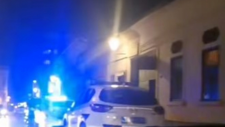 PRIVEDEN MUŠKARAC U LESKOVCU Razbio krilo od staklenih vrata na ulazu u Urgentni centar