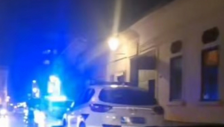 PRIVEDEN MUŠKARAC U LESKOVCU Razbio krilo od staklenih vrata na ulazu u Urgentni centar