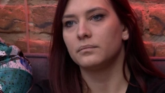 OČAJNA ZBOG SE*SA U TUŠ KABINI! Dejana Deletić nakon što joj je dečko izbačen iz Bara, udarala glavom o pločice i lupala samoj sebi šamare!