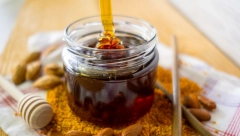 DOMAĆI SIRUP, JAK POPUT ANTIBIOTIKA Pravi se od samo dva sastojka, a uništava sve bakterije