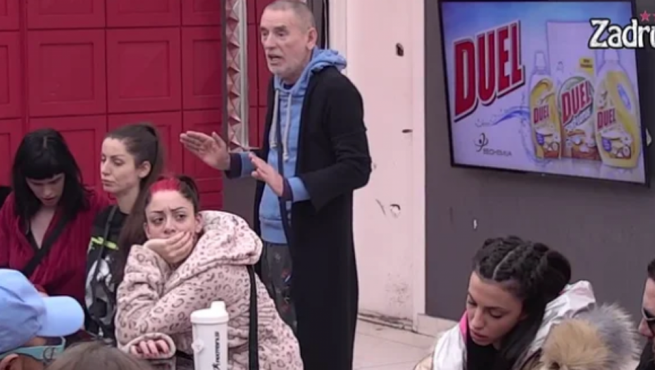 ISPAŠĆEŠ KU*VETINA I OLOŠ! Lepi Mića nikad brutalnije očitao bukvicu Moniki zbog Krleta!