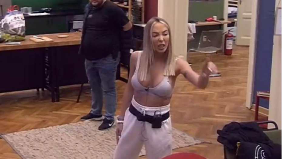 TI SI NULA! Ksenija brutalno izvređala svog bivšeg dečka Ivana Neškovića, uvrede letele na sve strane, a jedna stvar mu je posebno srozala ego!