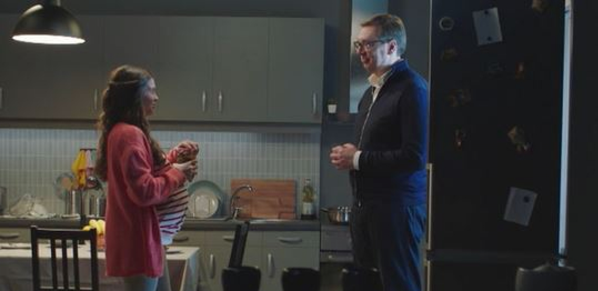 NAJLUĐA PREDIZBORNA REKLAMA Vučić snimio fenomenalan spot kakav nikad pre nije viđen u Srbiji (VIDEO)