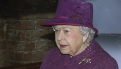 ELIZABETA OSTALA BEZ PARA! Britanska kraljica iznajmljuje kraljevsku vilu, evo koliko košta noćenje!