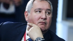 OPERACIJA BIVŠEG ŠEFA ROSKOSMOSA Rogozin prevezen u bolnicu u Moskovskoj oblasti - sledi vađenje gelera zaglavljenog pored kičme