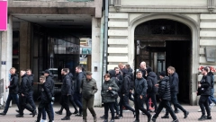 NAVIJAČI RENDŽERSA PREPLAVILI BEOGRAD Škoti piju pivo, uživaju u srpskoj prestonici (FOTO GALERIJA)