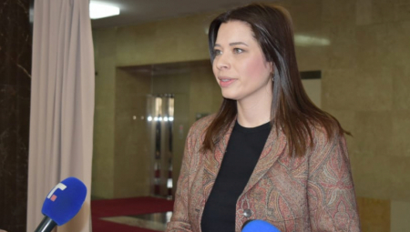 VUJOVIĆ PORUČILA: "Ulaganje u ekologiju ostaje prioritet"