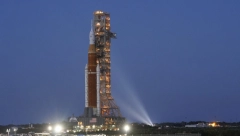 AMERIKA NAPRAVILA MOĆNU RAKETU Cilj joj je da mnogo dalje od Meseca (FOTO)