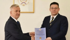 Predsedniku Srpske lige Aleksandru Đurđevu uručena zahvalnica Narodne skupštine Republike Srpske (FOTO)