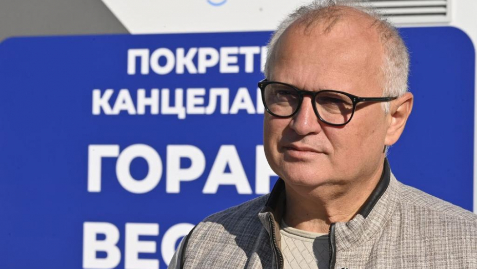 VESIĆ OBIŠAO VELIKE INFRASTRUKTURNE RADOVE U GROCKOJ Rekonstruiše se i Dom kulture u Brestoviku