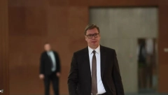 VUČIĆ POKIDAO U EMIRATIMA Srbi iz Dubaija i Abu Dabija listom za predsednika Srbije